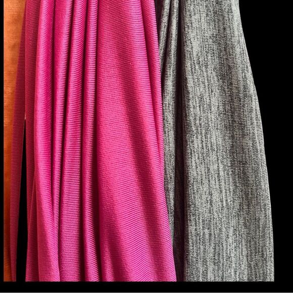 MUK LUKS Multi-Use Mask Pack-2 Non Medical Masks Pink and Gray - Picture 4 of 6